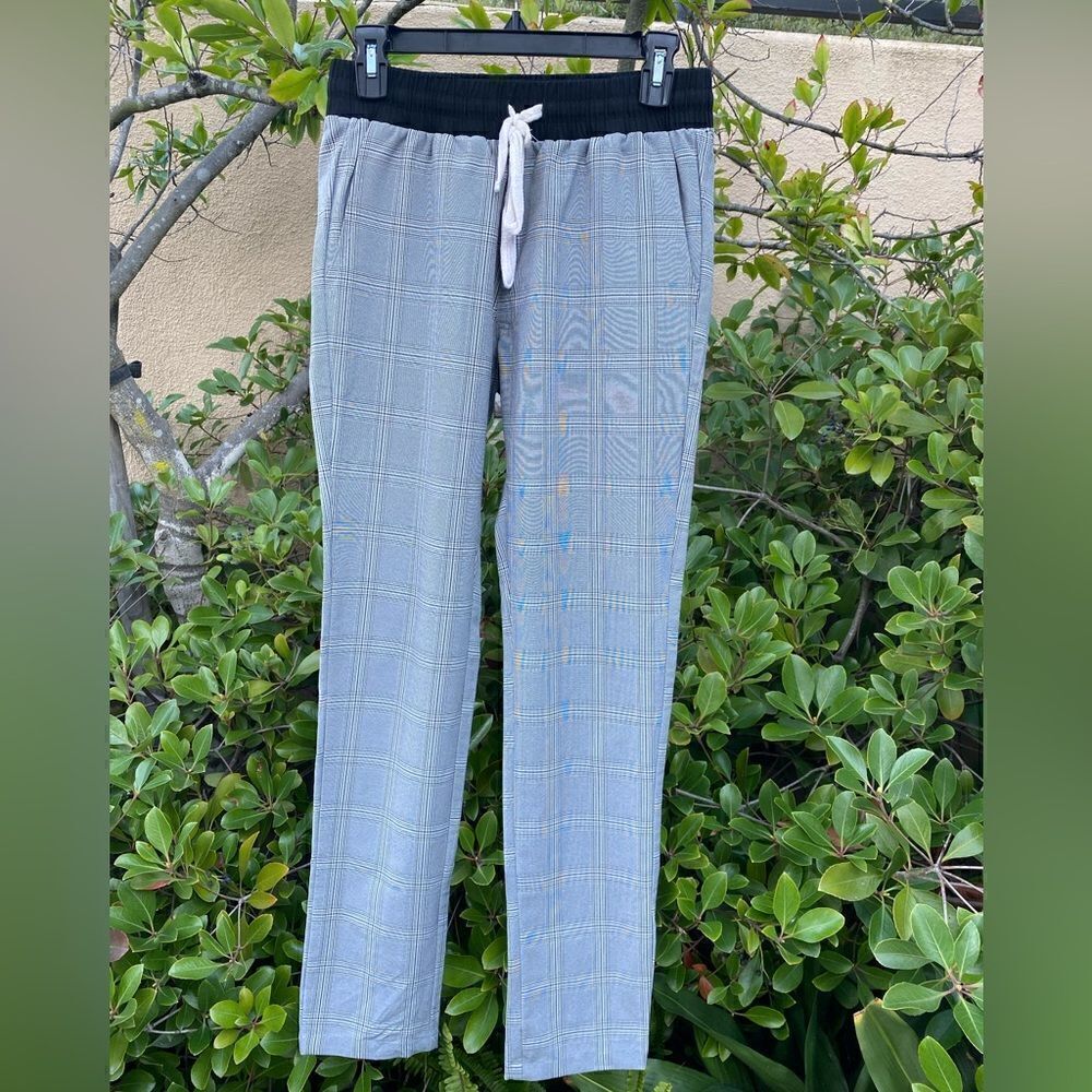 CHRISTOS New York Men's Platinum Black and White Plaid Pants Medium EUC
